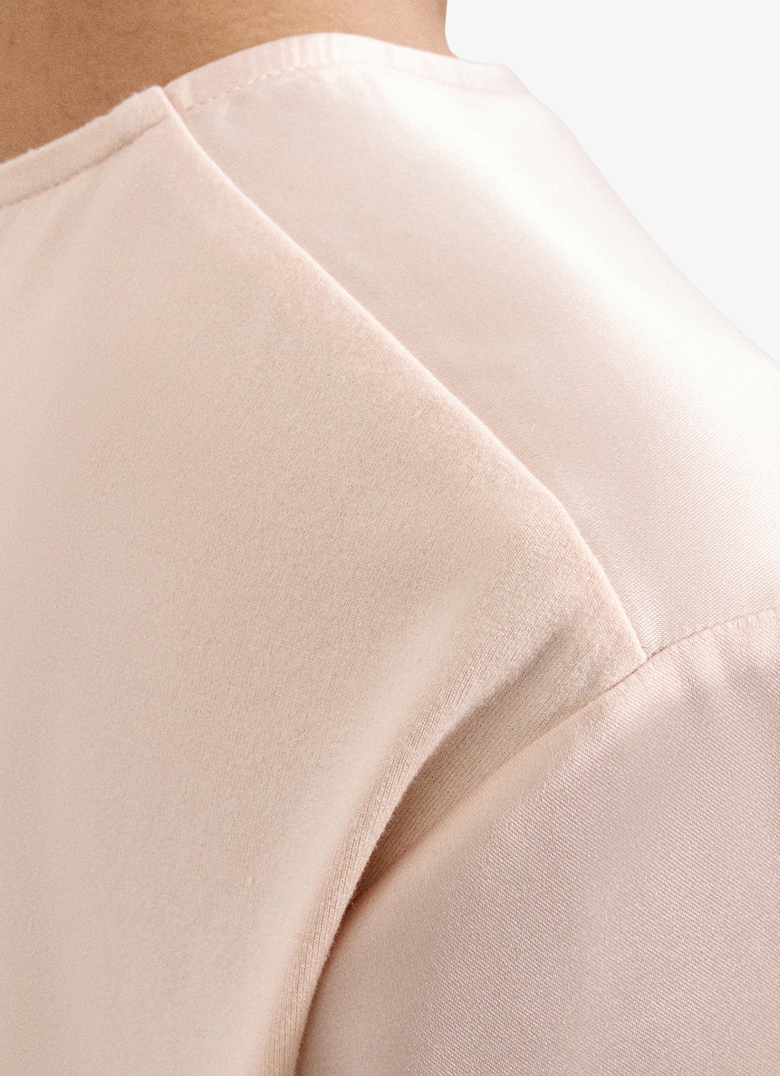 Phase Eight Francesca top van satijn met ronde hals - detail 6 oudroze
