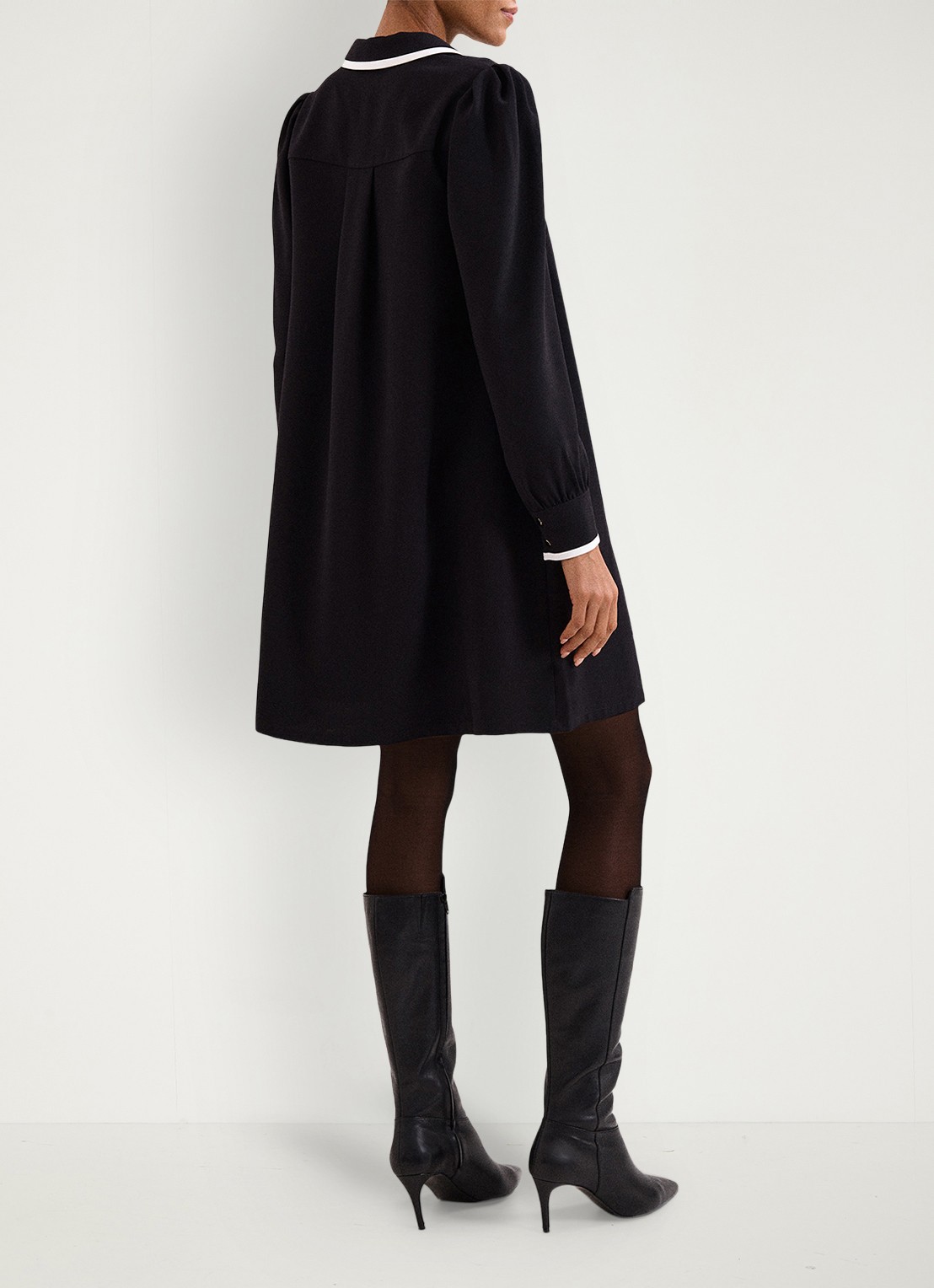 Phase Eight Gina mini jurk met ballonmouw - achterkant 6 zwart