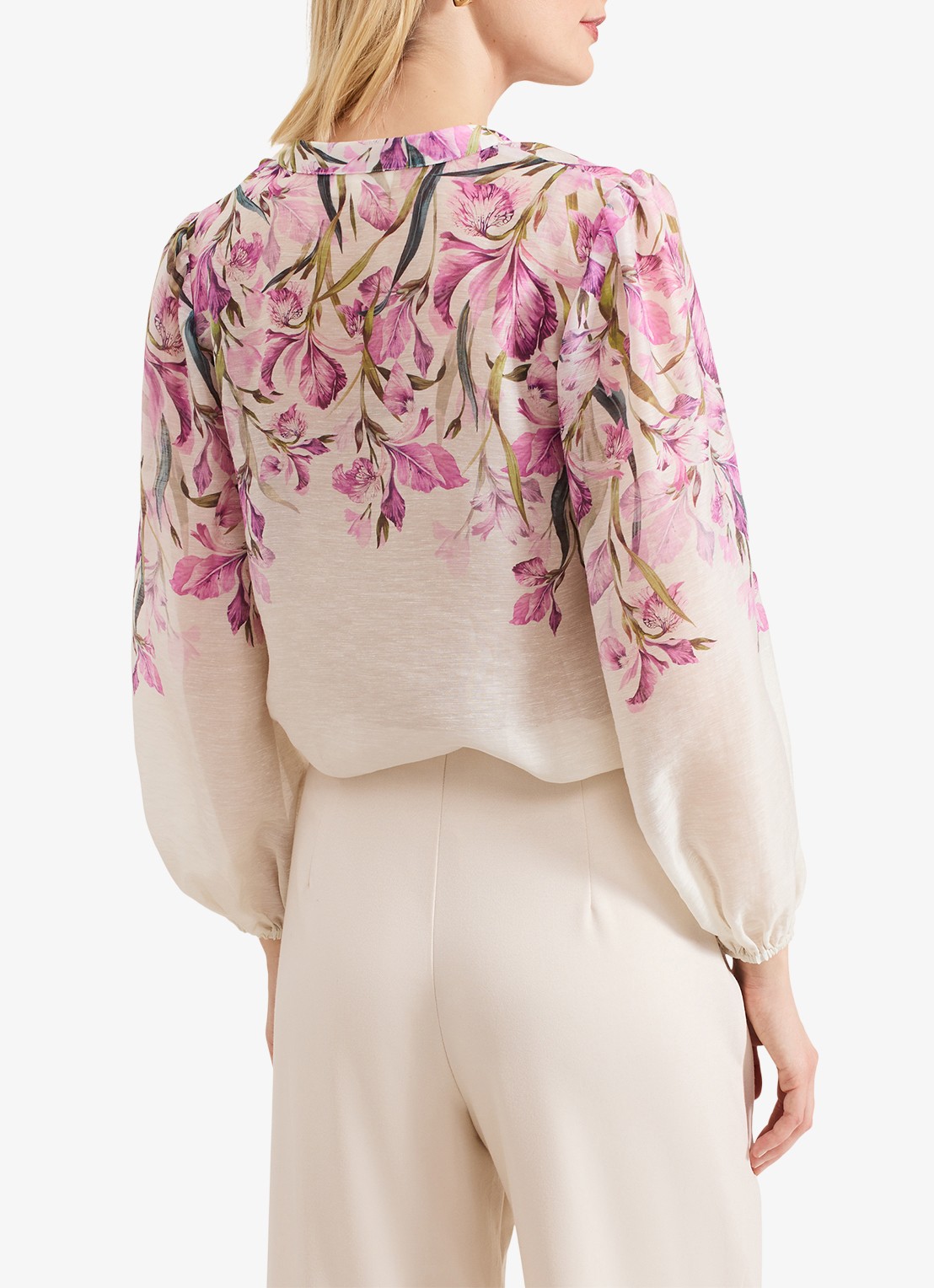 Phase Eight Gisela blouse  met bloemenprint - achterkant creme