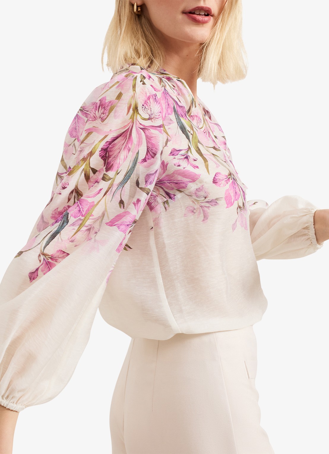 Phase Eight Gisela blouse  met bloemenprint - detail 6 creme