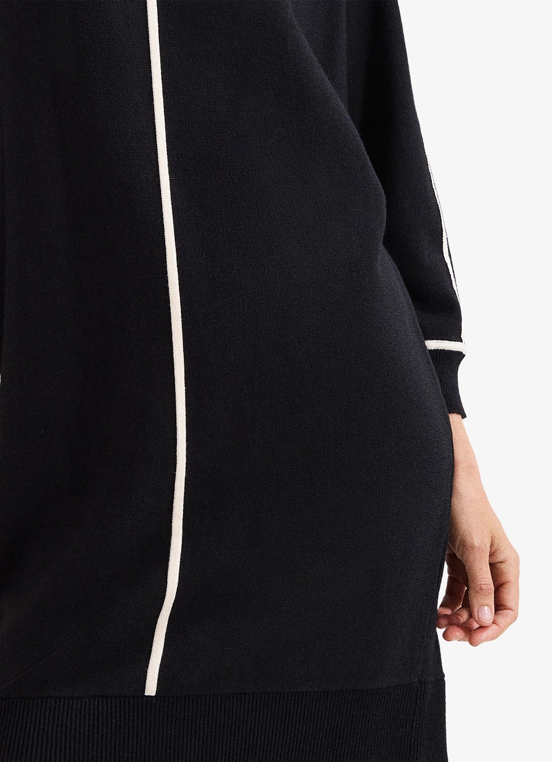 Phase Eight Hallie mini fijngebreide trui-jurk met gestreept detail - detail 5 zwart