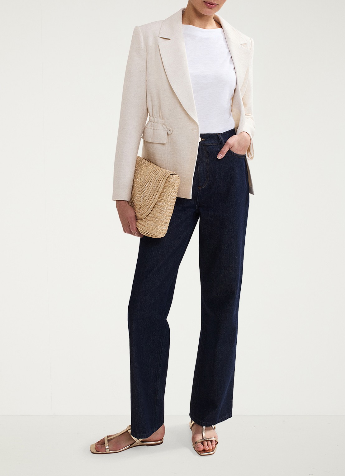 Phase Eight Harlow blazer in linnenblend met structuur - voorkant 7 beige