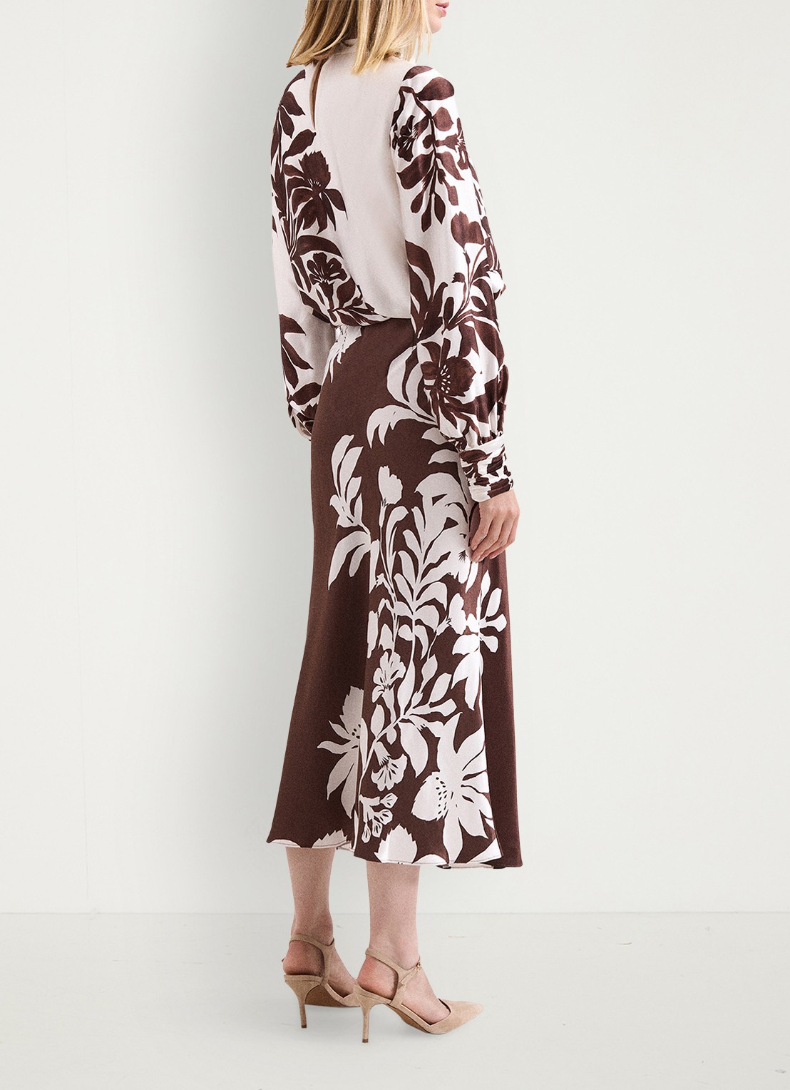 Phase Eight Hattie midi rok met print - achterkant 3 bruin