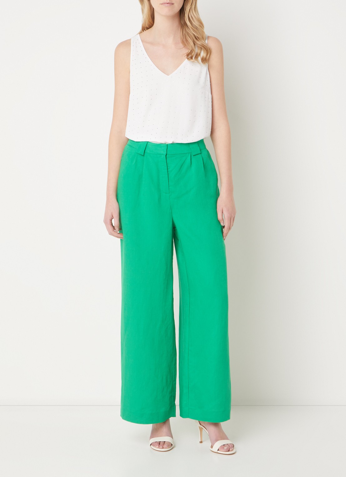 Phase Eight Hayley mouwloze top met strass - voorkant 3 gebroken wit