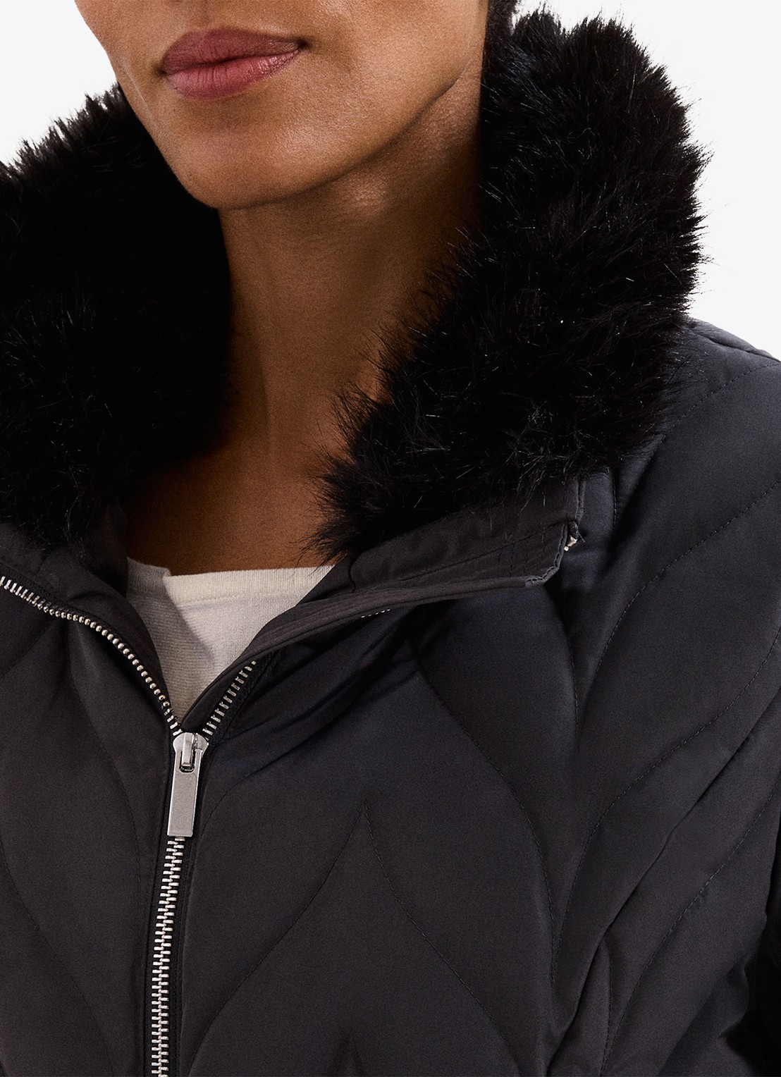 Phase Eight Hollie puffer jas met capuchon met ceintuur - detail 2 antraciet