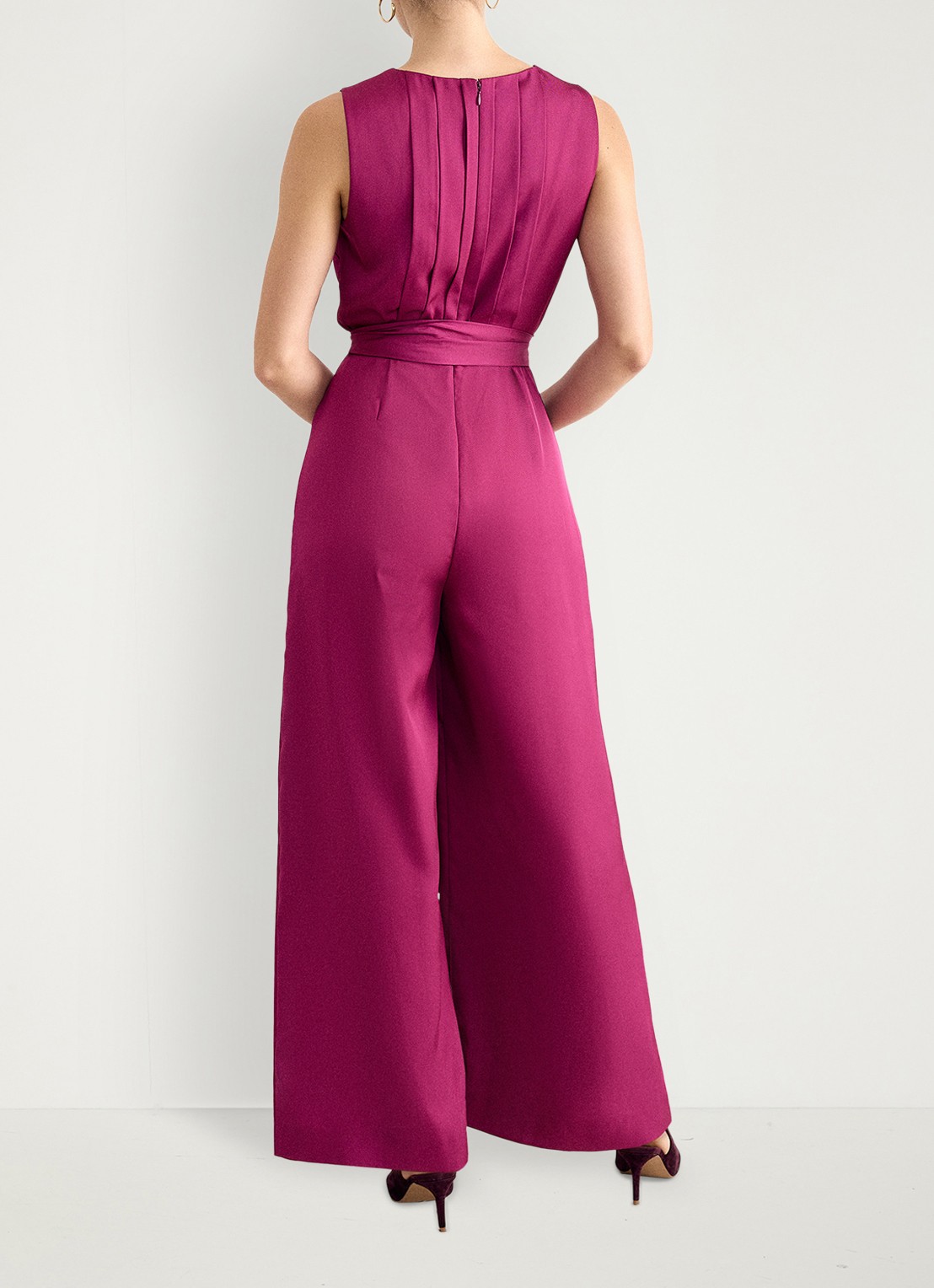 Phase Eight Janine wide leg jumpsuit met plooien - achterkant 3 fuchsia