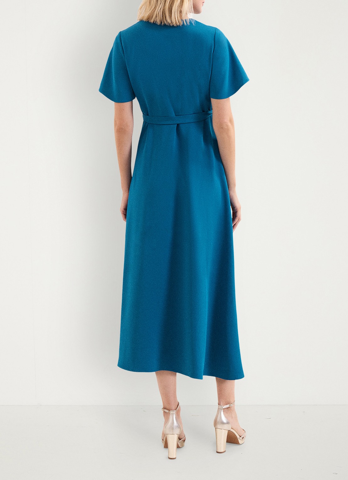 Phase Eight Julissa midi wikkeljurk met strikceintuur - achterkant blauw
