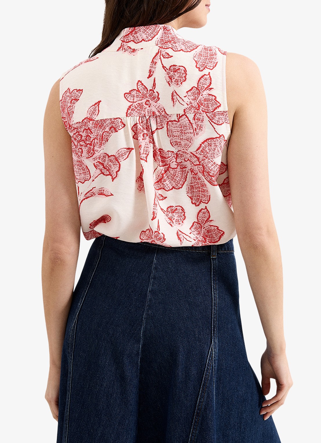 Phase Eight Junie top met sjaalkraag en bloemenprint - achterkant 3 rood
