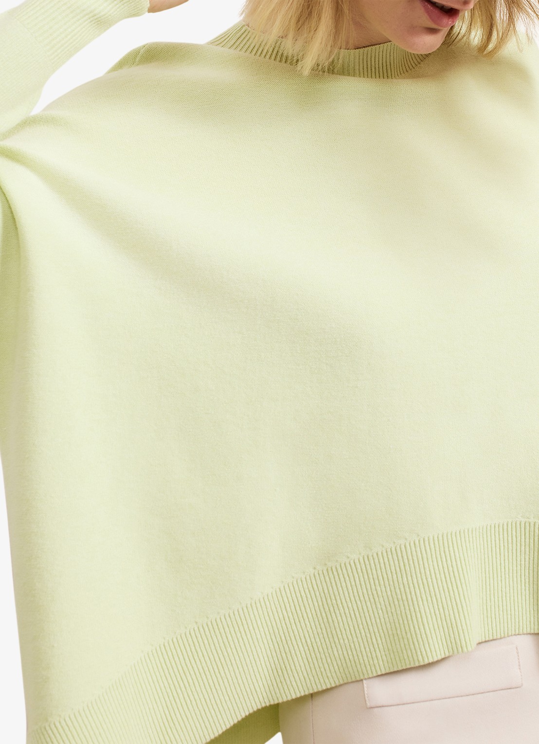 Phase Eight Kara fijngebreide trui met stretch - detail 5 lime
