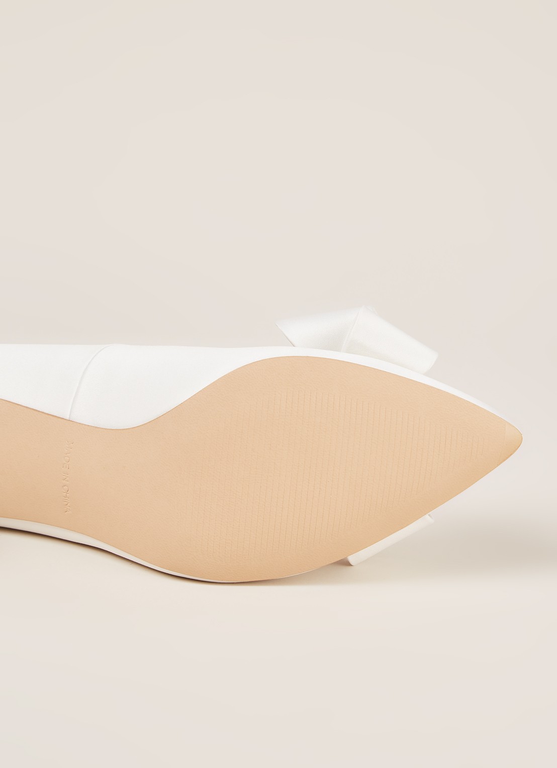 Phase Eight Kara pump met strikdetail - detail 5 ivoor