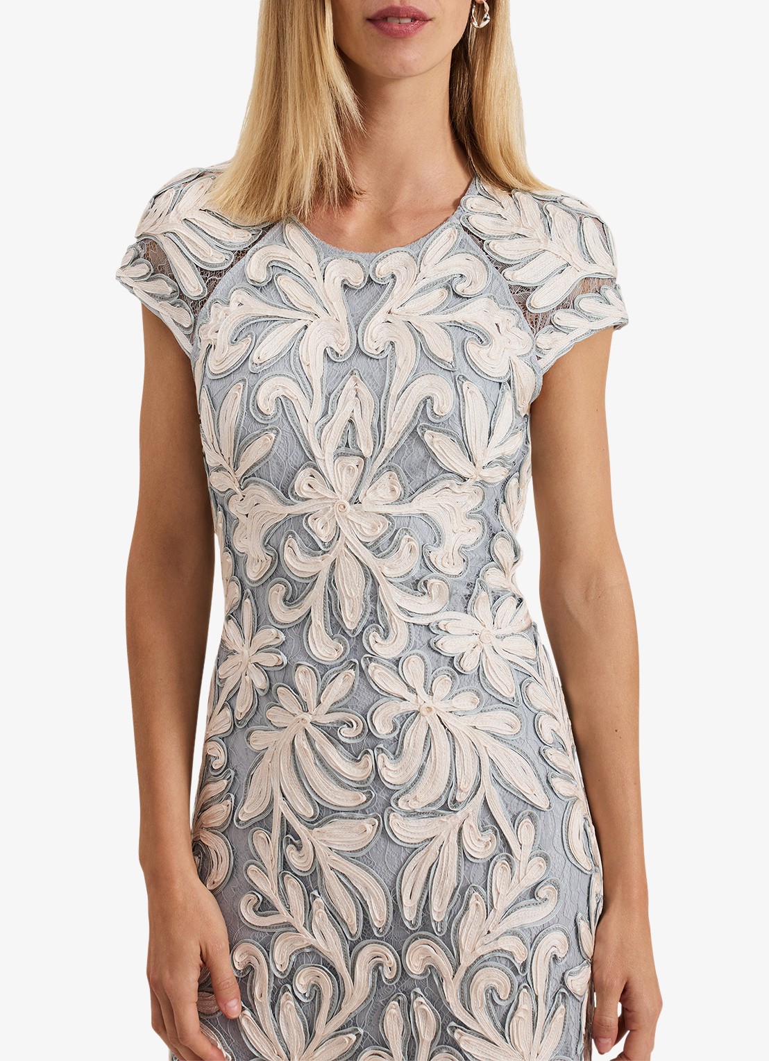 Phase Eight Karima midi jurk met bloemenprint - detail 4 lichtblauw