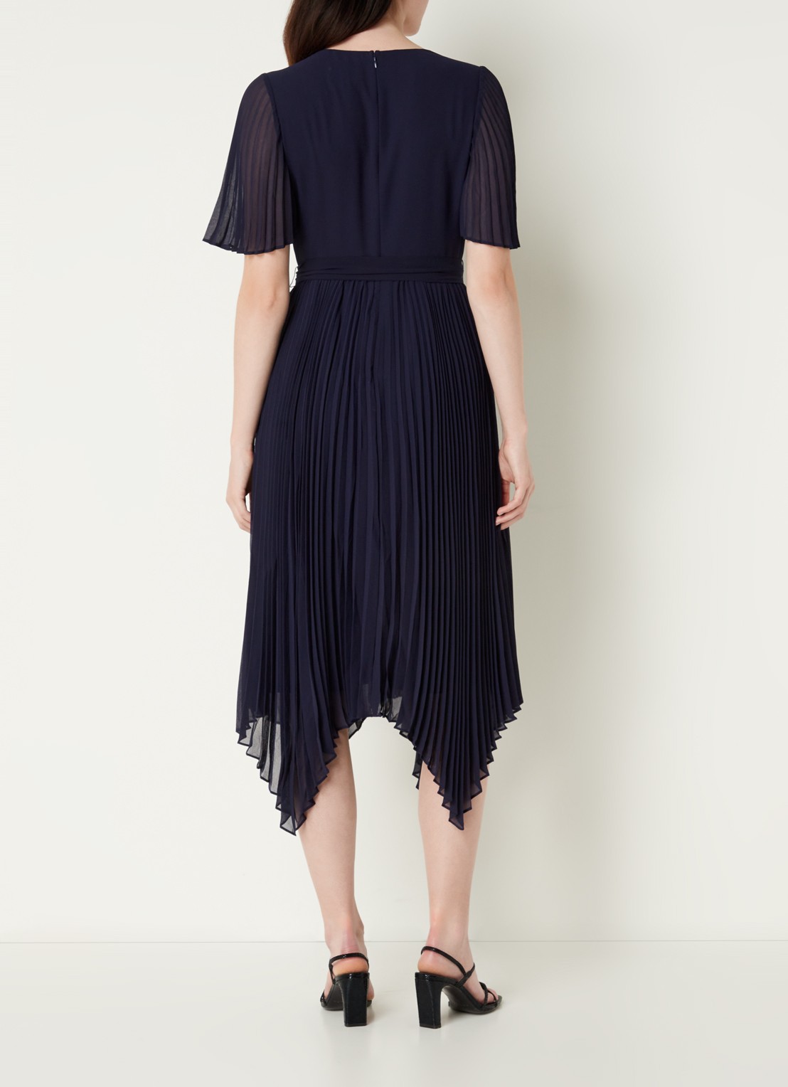 Phase Eight Kendall midi jurk met plissé en strikceintuur - achterkant donkerblauw