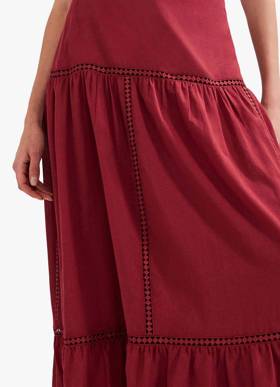 Phase Eight Kyla maxi rok met opengewerkt dessin - detail 5 bordeauxrood