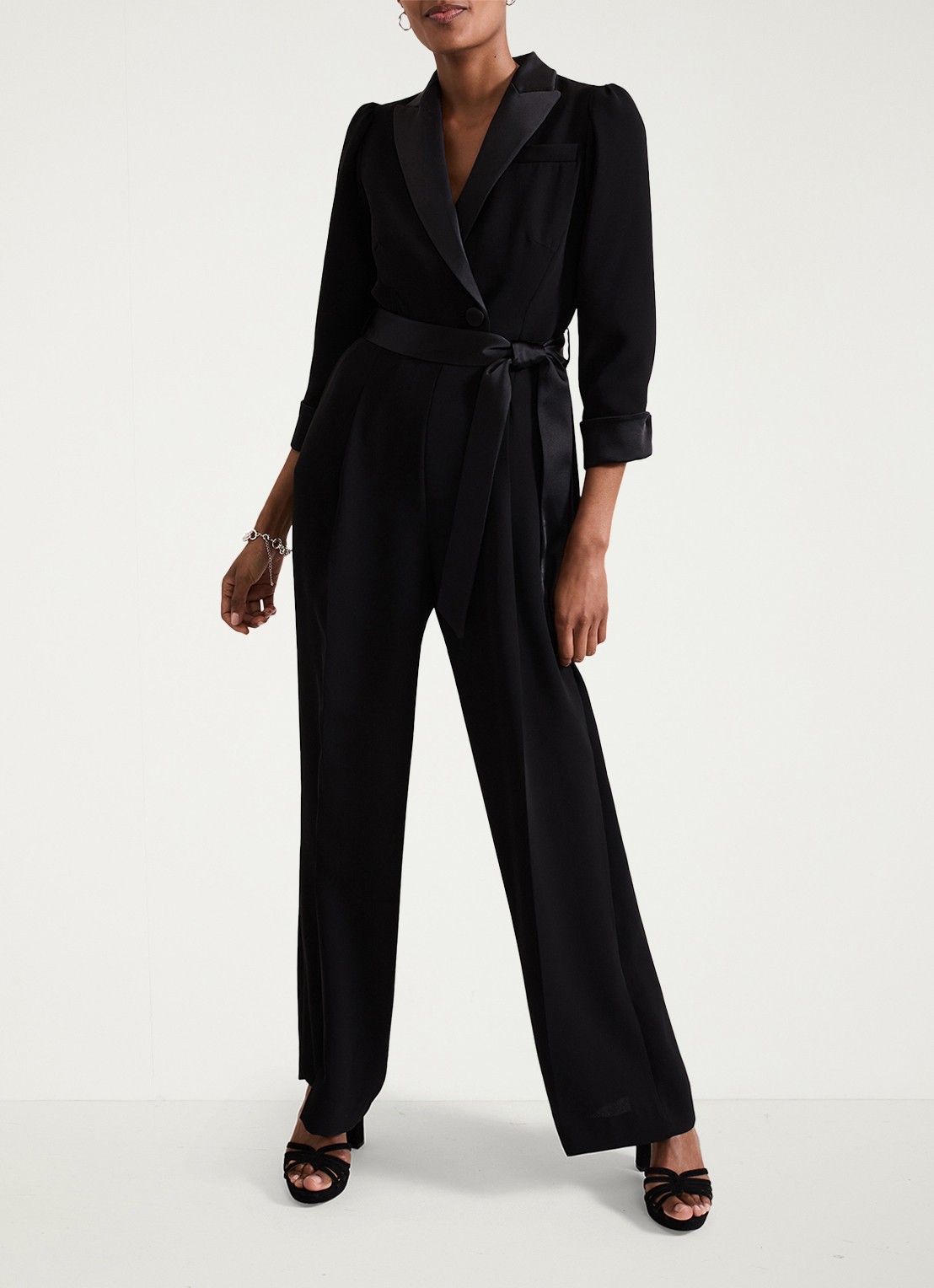 Phase Eight Kylie Tux wide fit jumpsuit met steekzakken en strikceintuur - detail 7 zwart