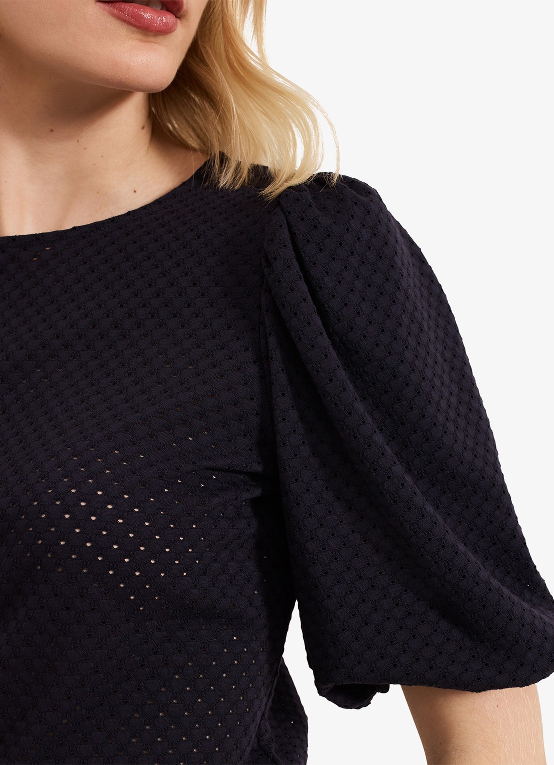 Phase Eight Lani fijngebreide top met structuur - detail 5 donkerblauw