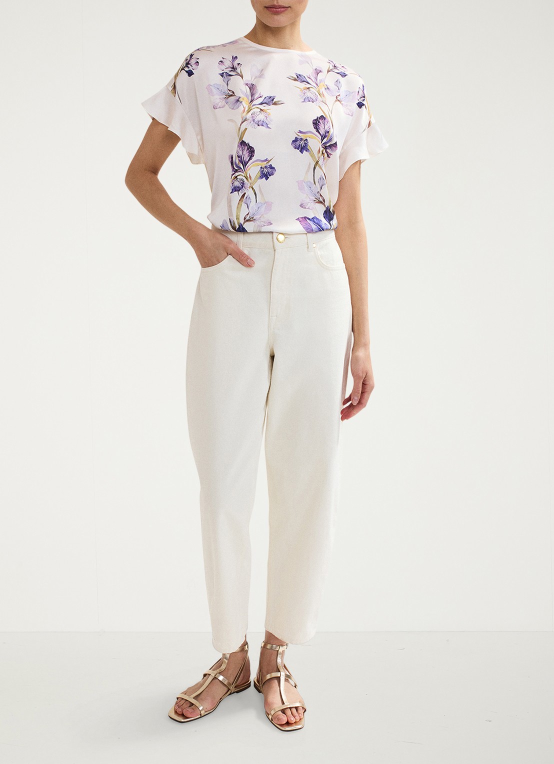 Phase Eight Leilah top met bloemenprint - voorkant 3 gebroken wit