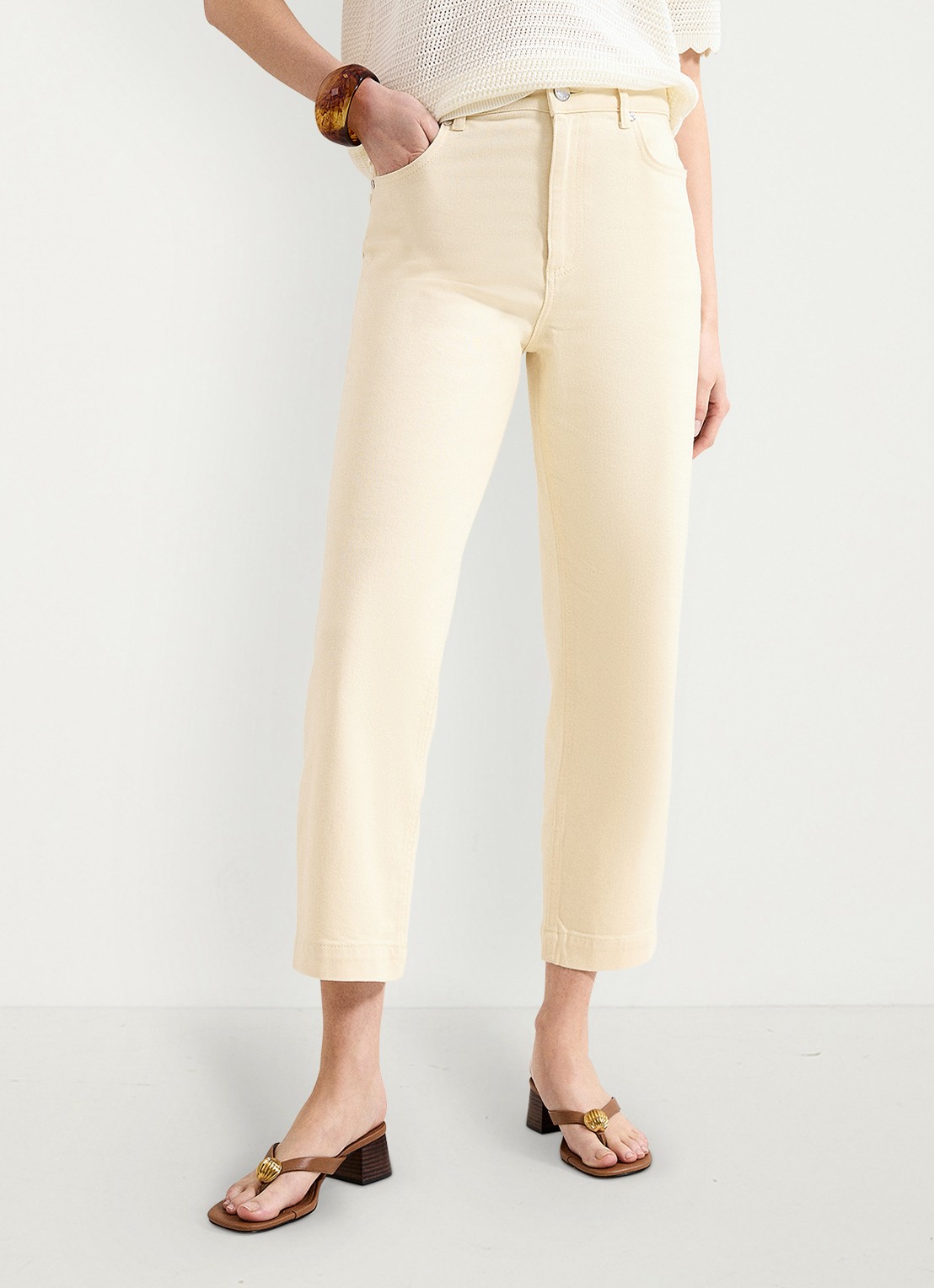 Phase Eight Lexi high waist cropped tapered fit jeans met steekzakken - detail 4 vanillegeel