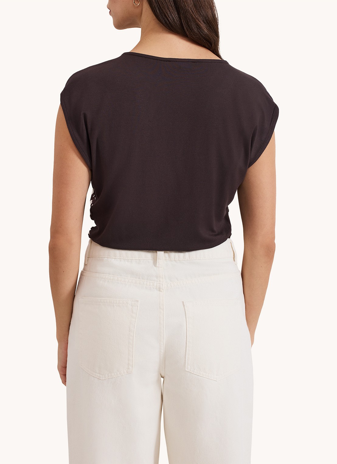 Phase Eight Livie top met print - achterkant 8 bruin