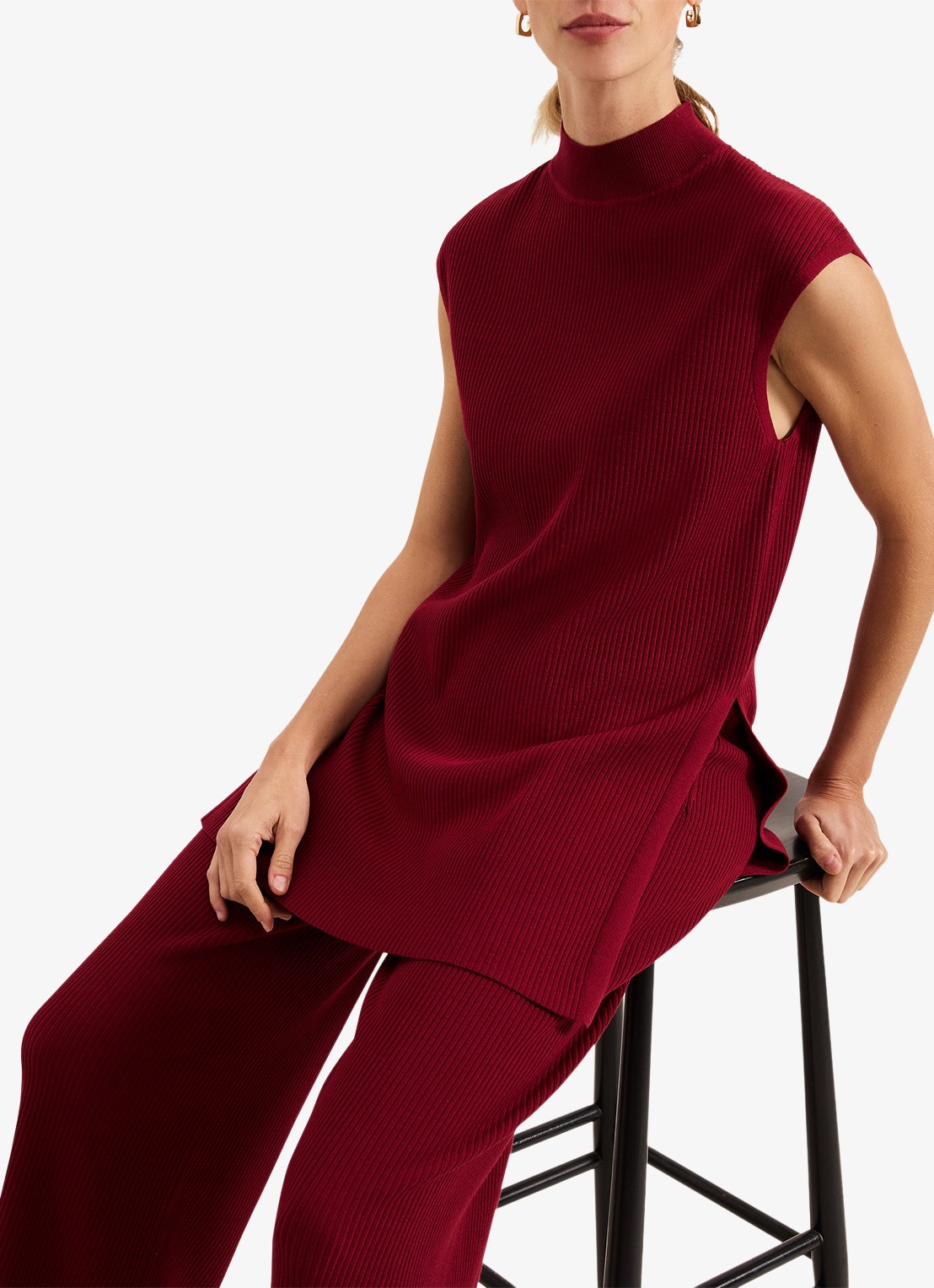 Phase Eight Lori ribgebreide top met splitten - detail 5 bordeauxrood