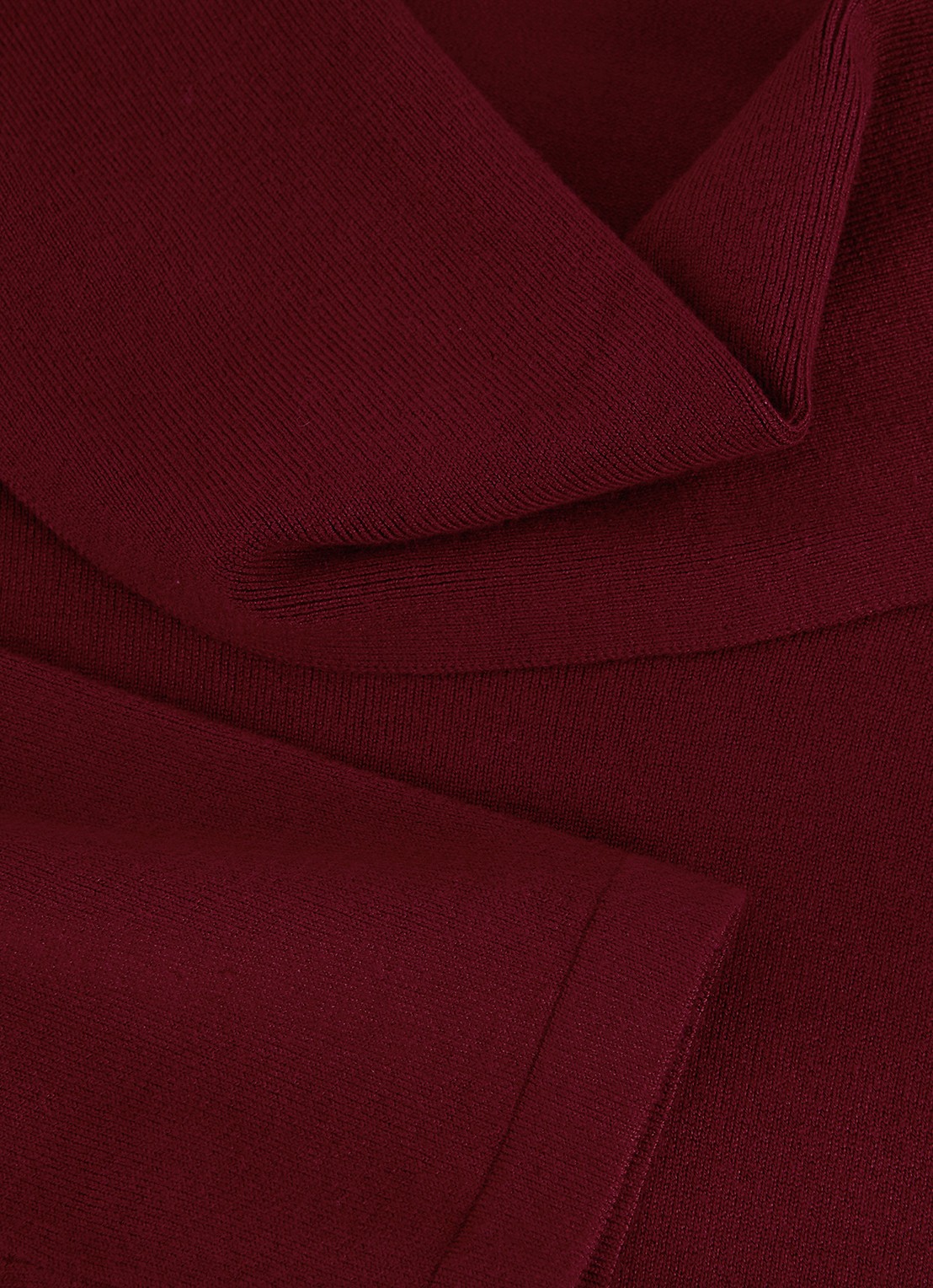 Phase Eight Lottie fijngebreide top met watervalhals - detail 5 bordeauxrood