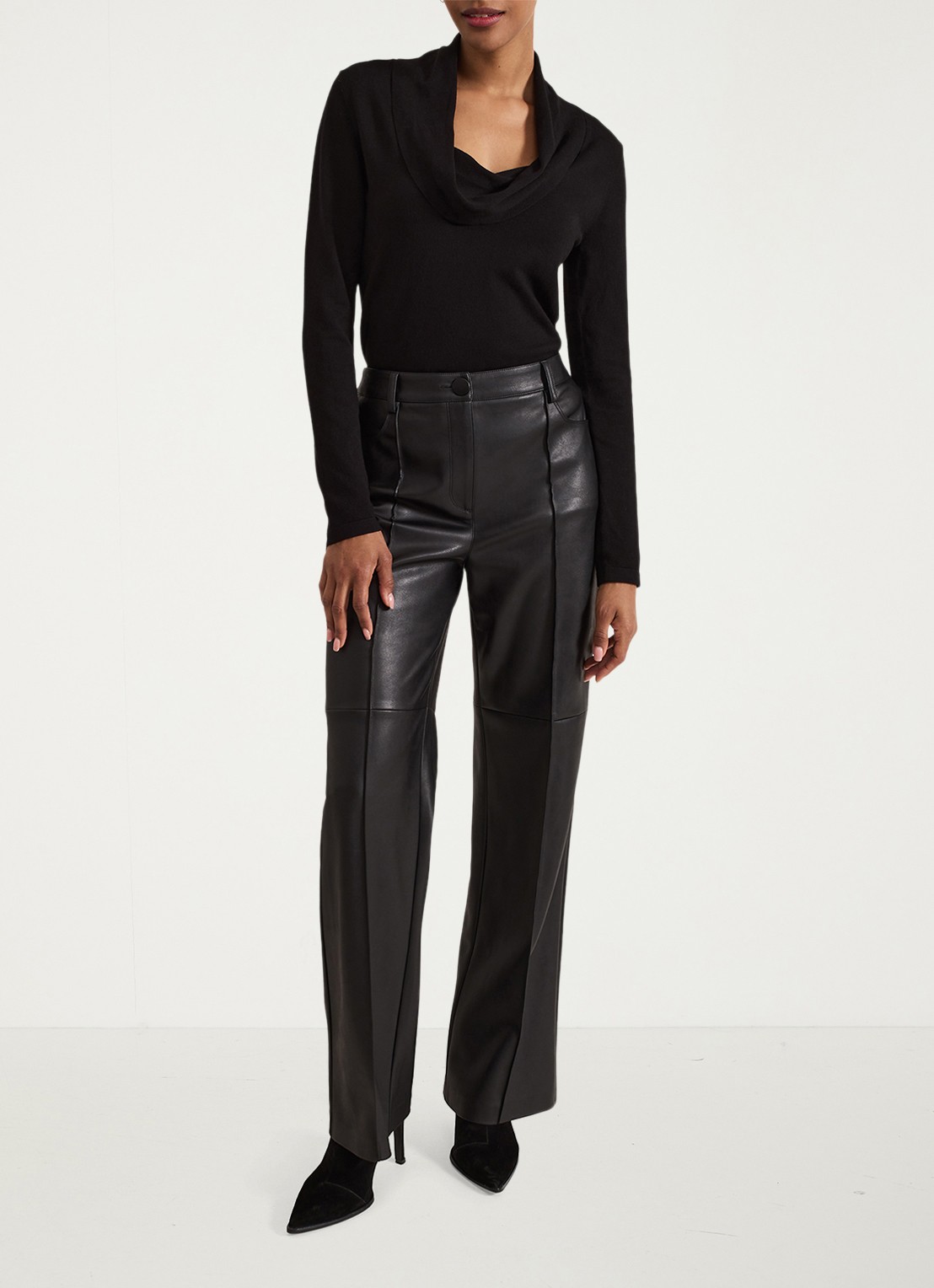Phase Eight Lottie Watervalhals Top - voorkant 3 zwart