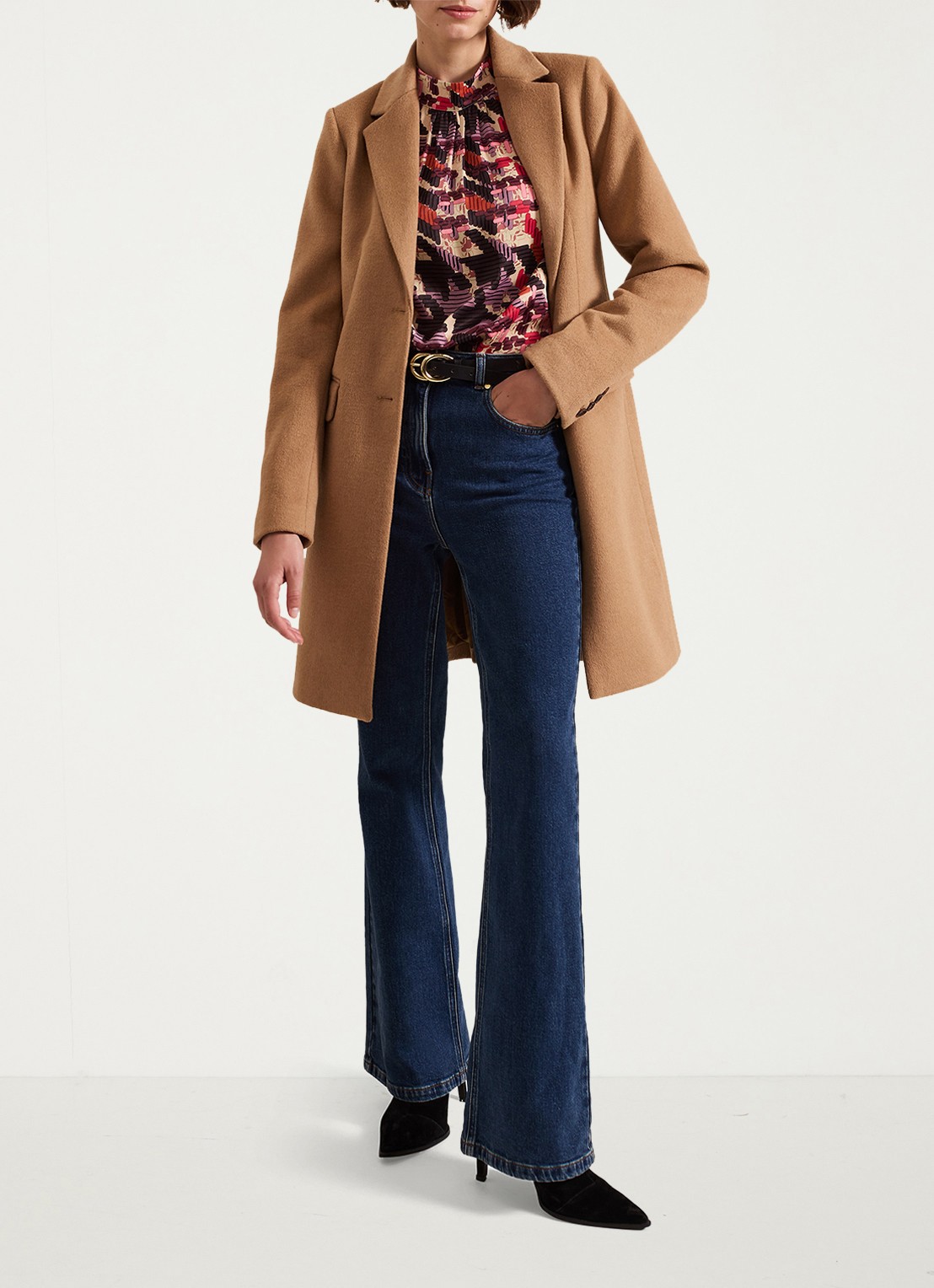 Phase Eight Lydia mantel in wolblend - voorkant 9 camel