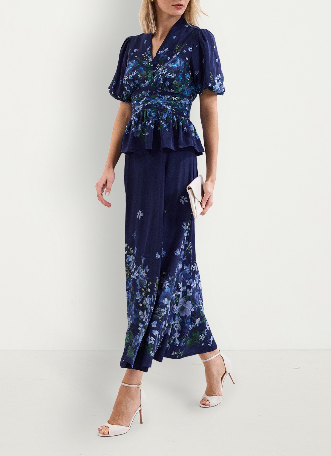 Phase Eight Maeve midi rok met bloemenprint - voorkant 3 donkerblauw