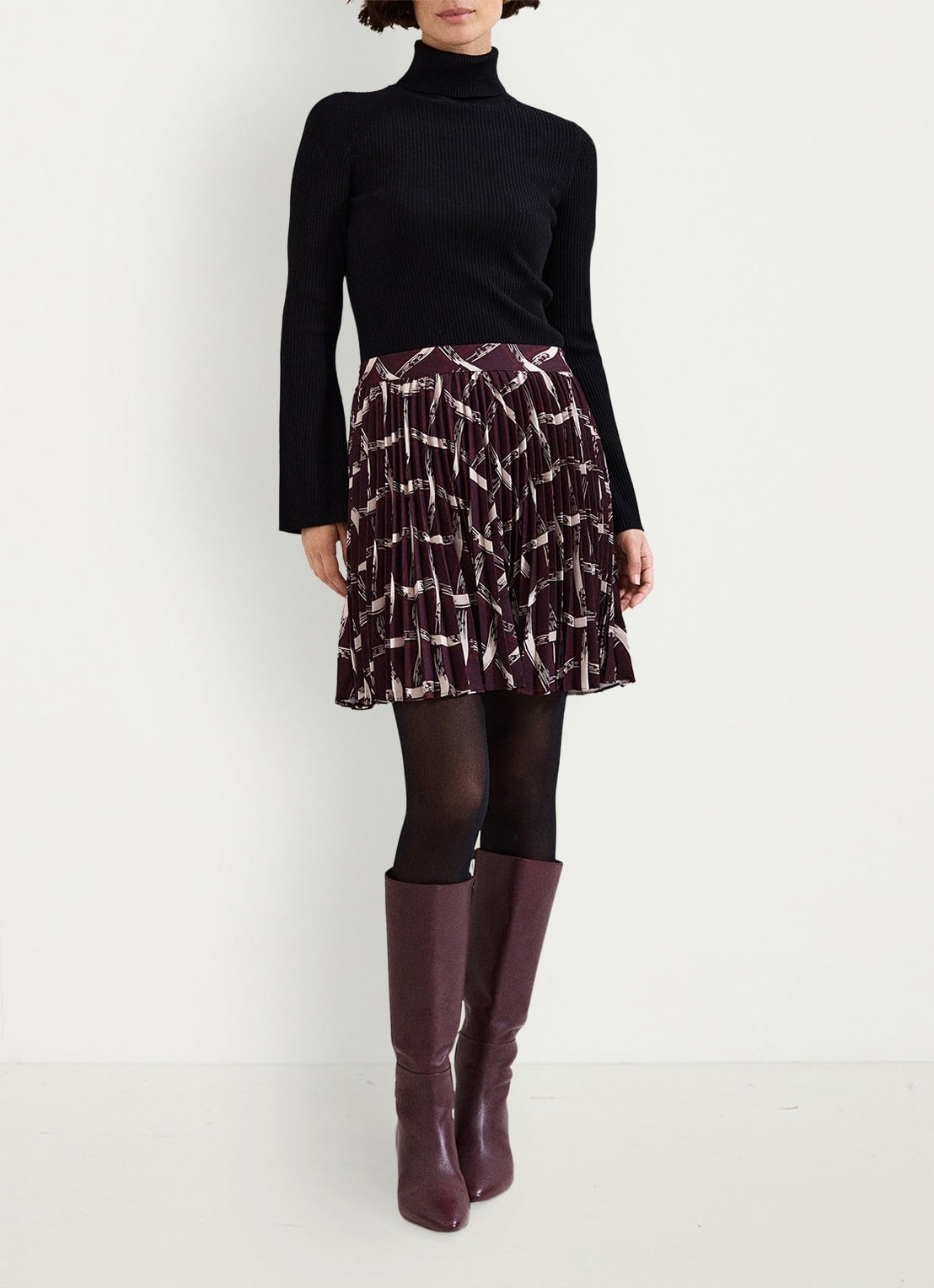 Phase Eight  Mairi mini plooirok met grafische print - voorkant 8 donkerrood
