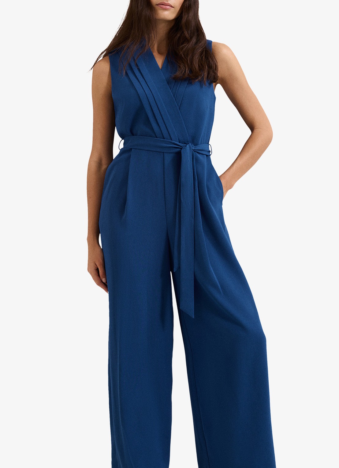Phase Eight Maisley wide fit jumpsuit met strikceintuur - detail 4 donkerblauw