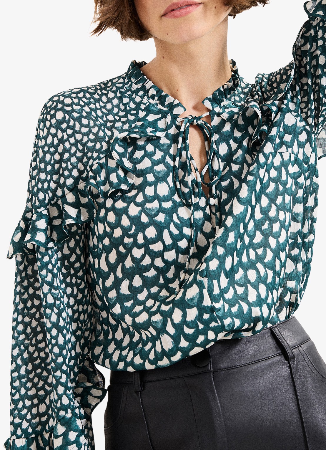 Phase Eight Manon blouse met print en ruches - detail 3 zeegroen