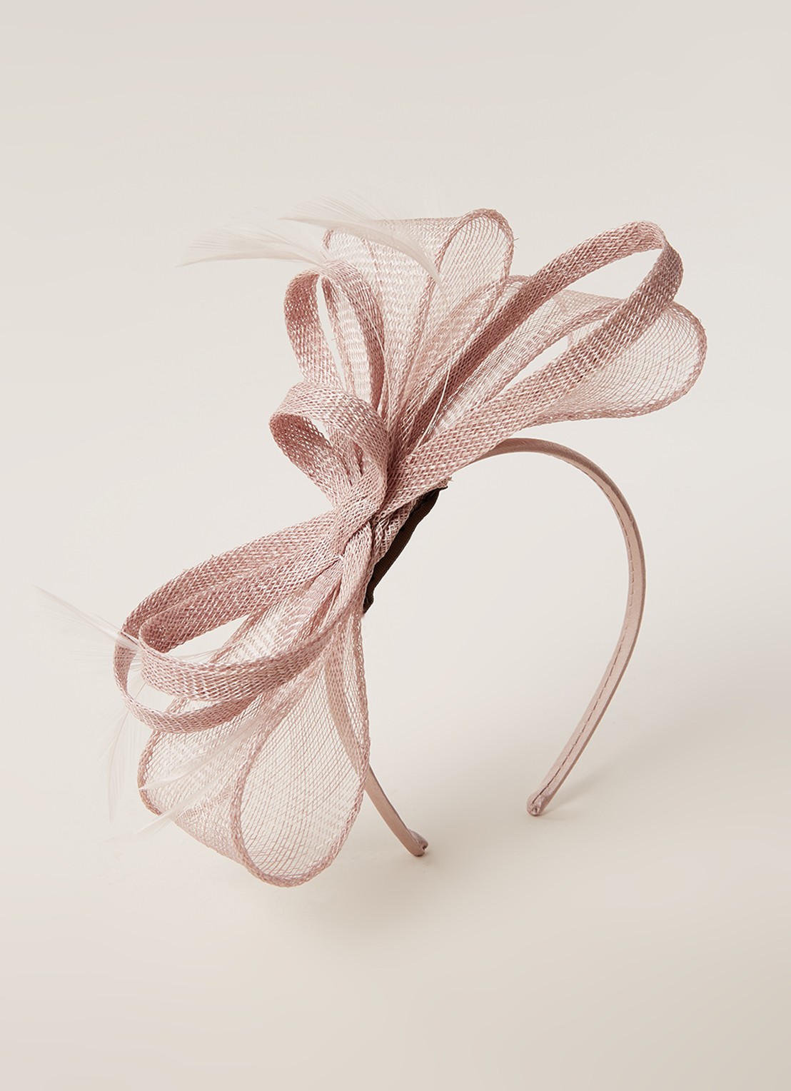 Phase Eight Marcella Fascinator haarband met veren - voorkant 3 oudroze
