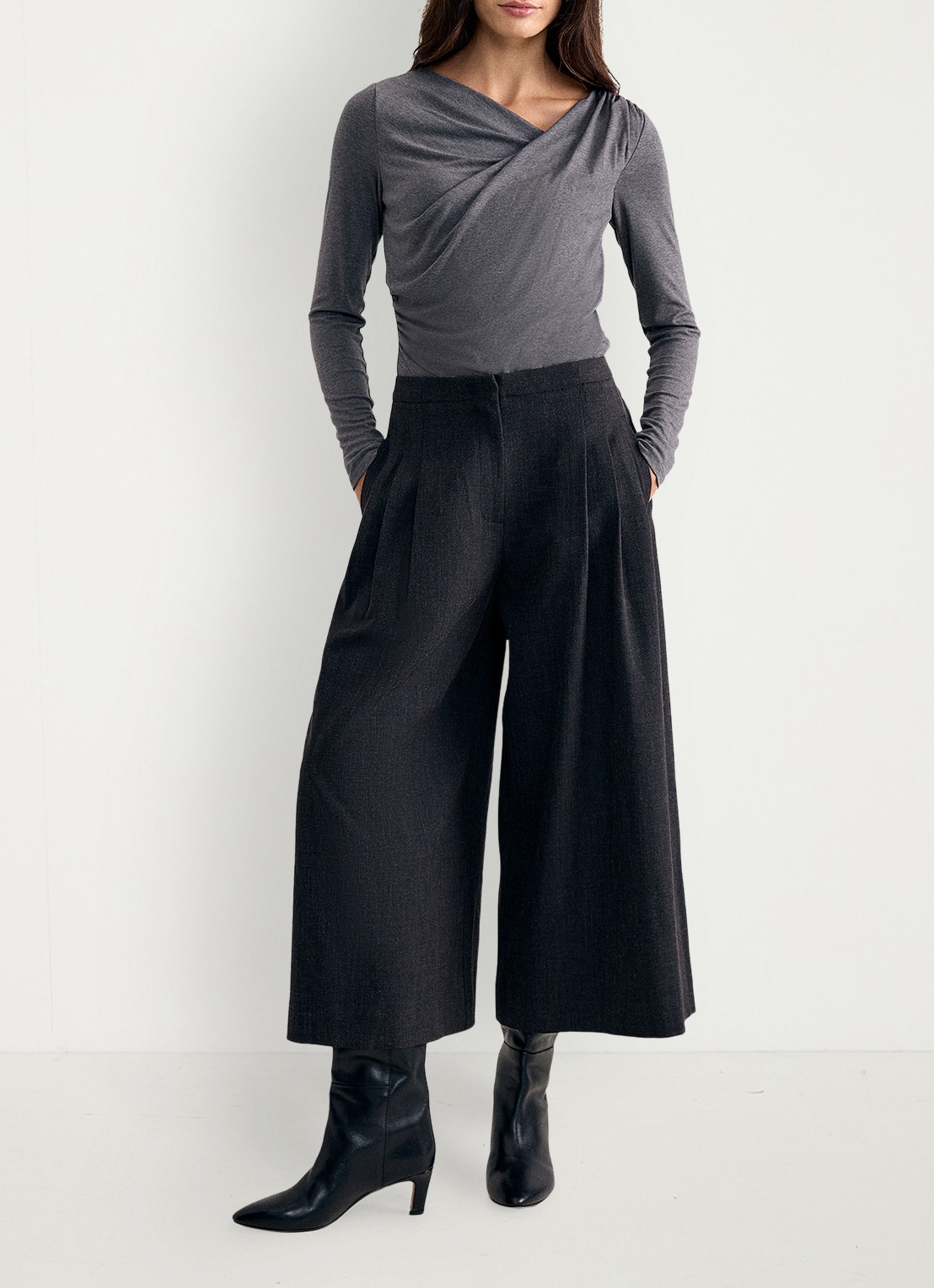 Phase Eight Marcy top in wolblend - voorkant 8 grijsmele