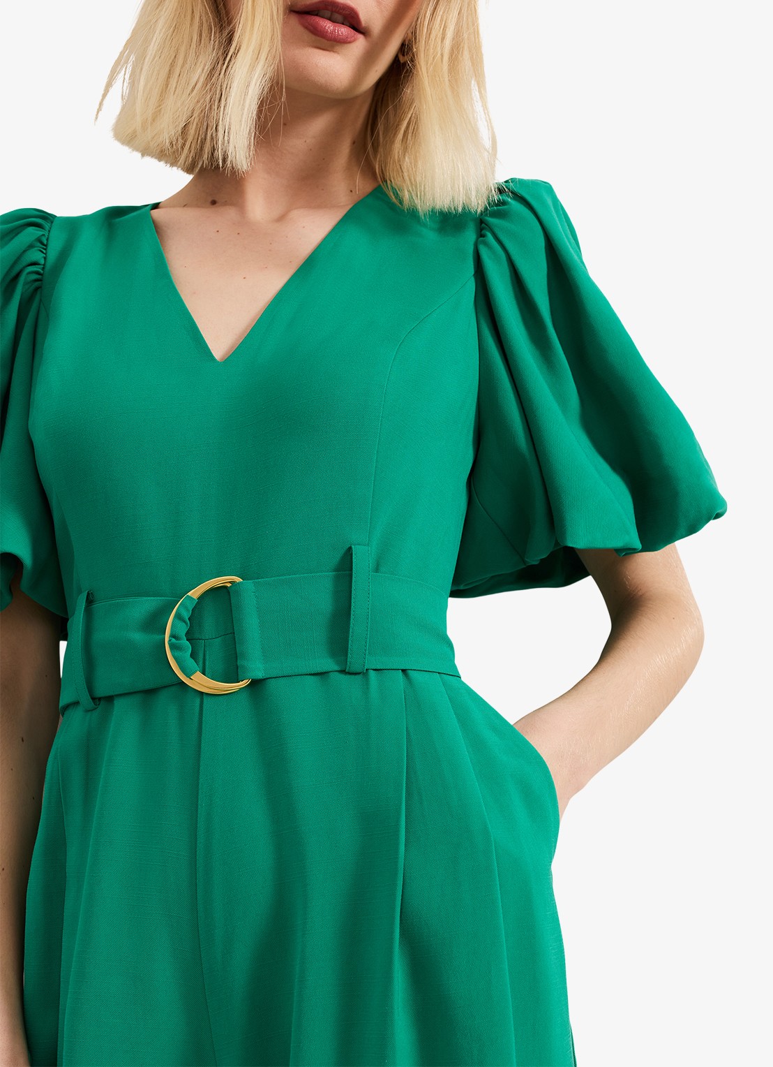 Phase Eight Margot wide fit jumpsuit met ceintuur en V-hals - detail 2 groen
