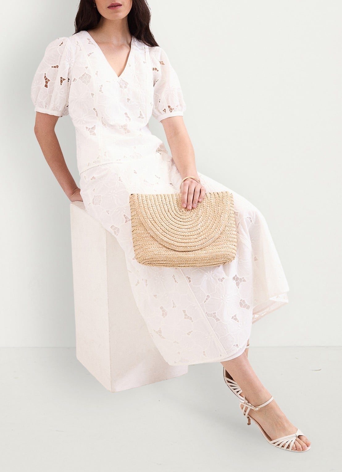 Phase Eight Marina top met broderie - detail 3 ivoor