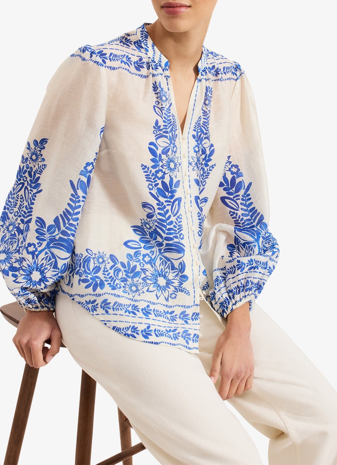 Phase Eight Marisa blouse  met bloemenprint - detail 2 blauw