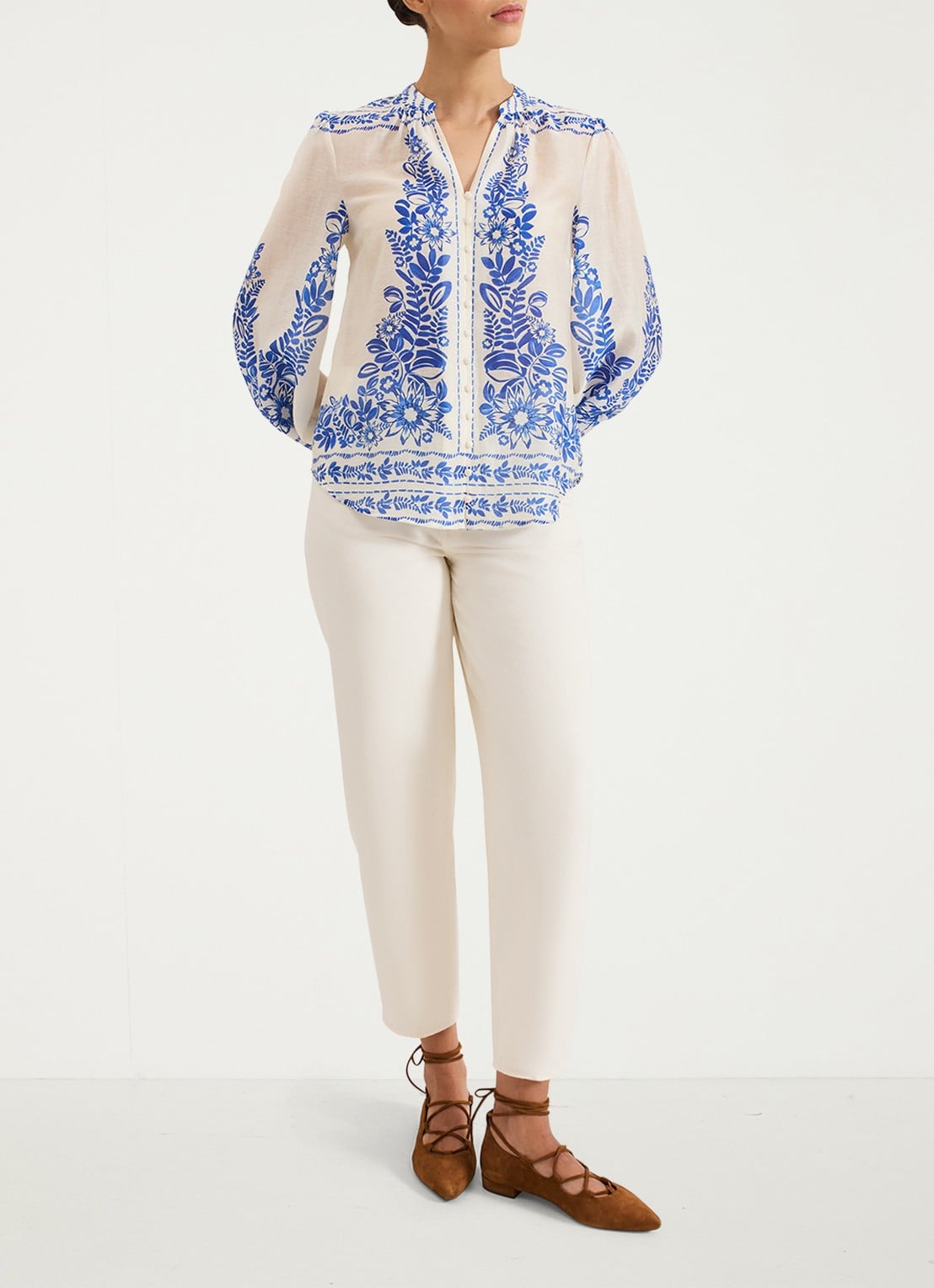 Phase Eight Marisa blouse  met bloemenprint - voorkant 8 blauw