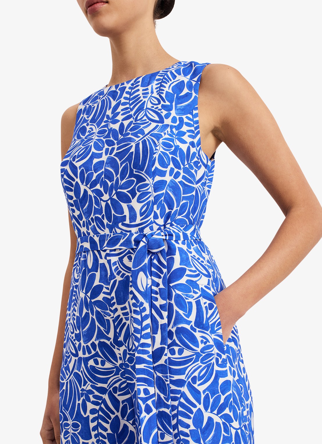 Phase Eight Marta wide fit jumpsuit met strikceintuur - detail 5 blauw