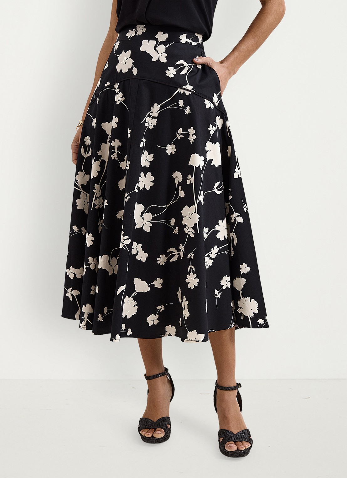 Phase Eight Mavis midi rok met bloemenprint - detail zwart