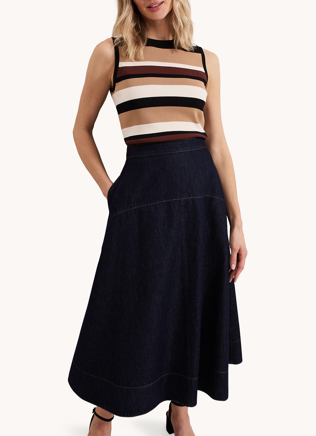 Phase Eight Mavis midi rok van chambray met steekzakken - detail 3 denim