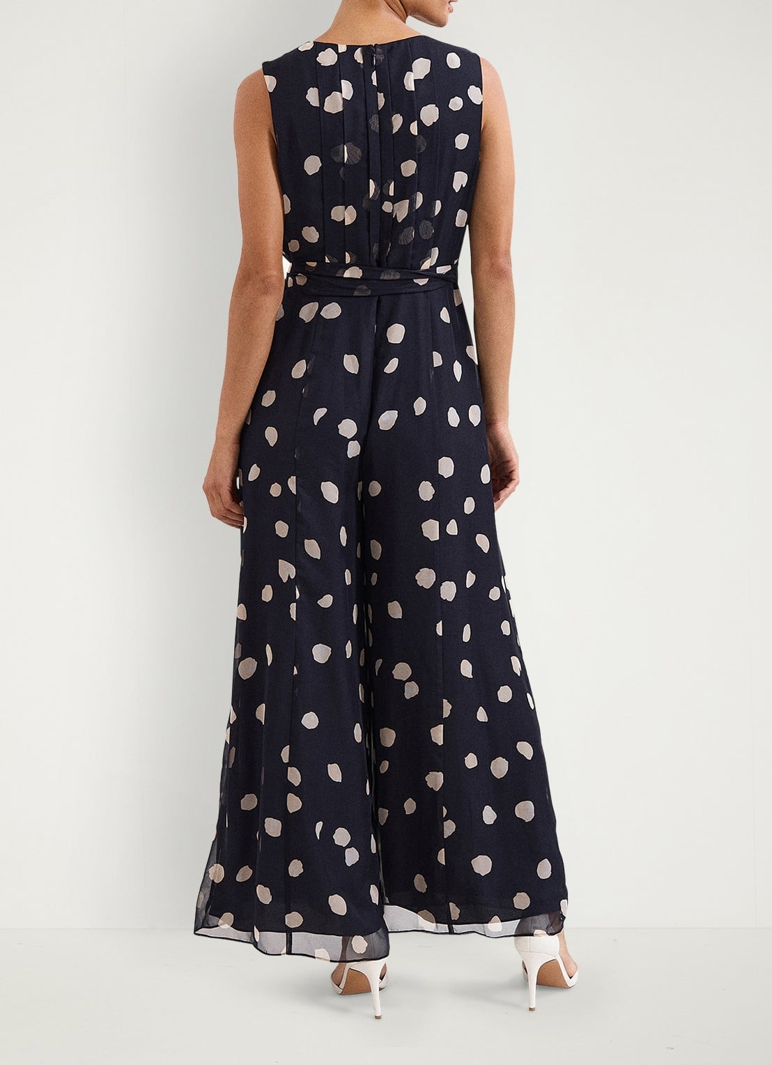 Phase Eight Maxine wide fit jumpsuit met stippenprint - achterkant donkerblauw