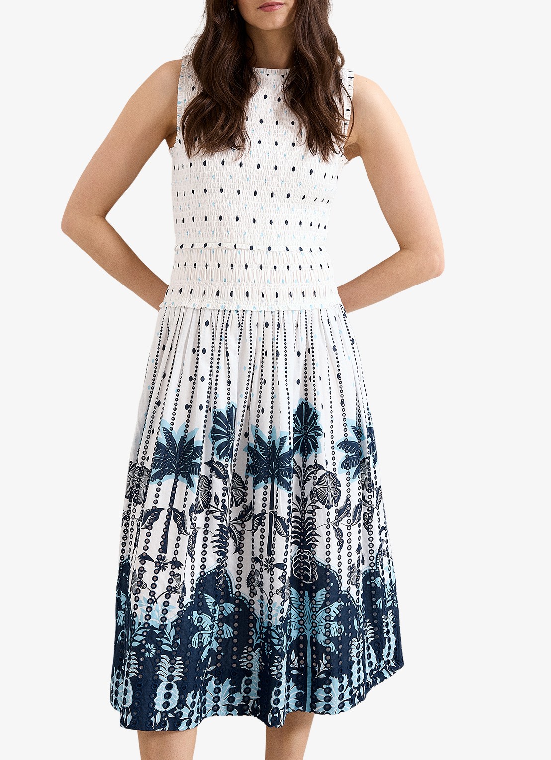Phase Eight Midi jurk met stippenprint en smockwerk - detail wit