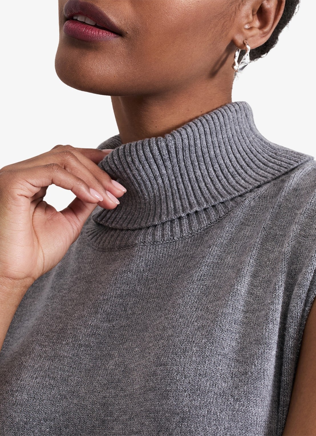 Phase Eight Mila mini fijngebreide trui-jurk met col - detail 5 grijs