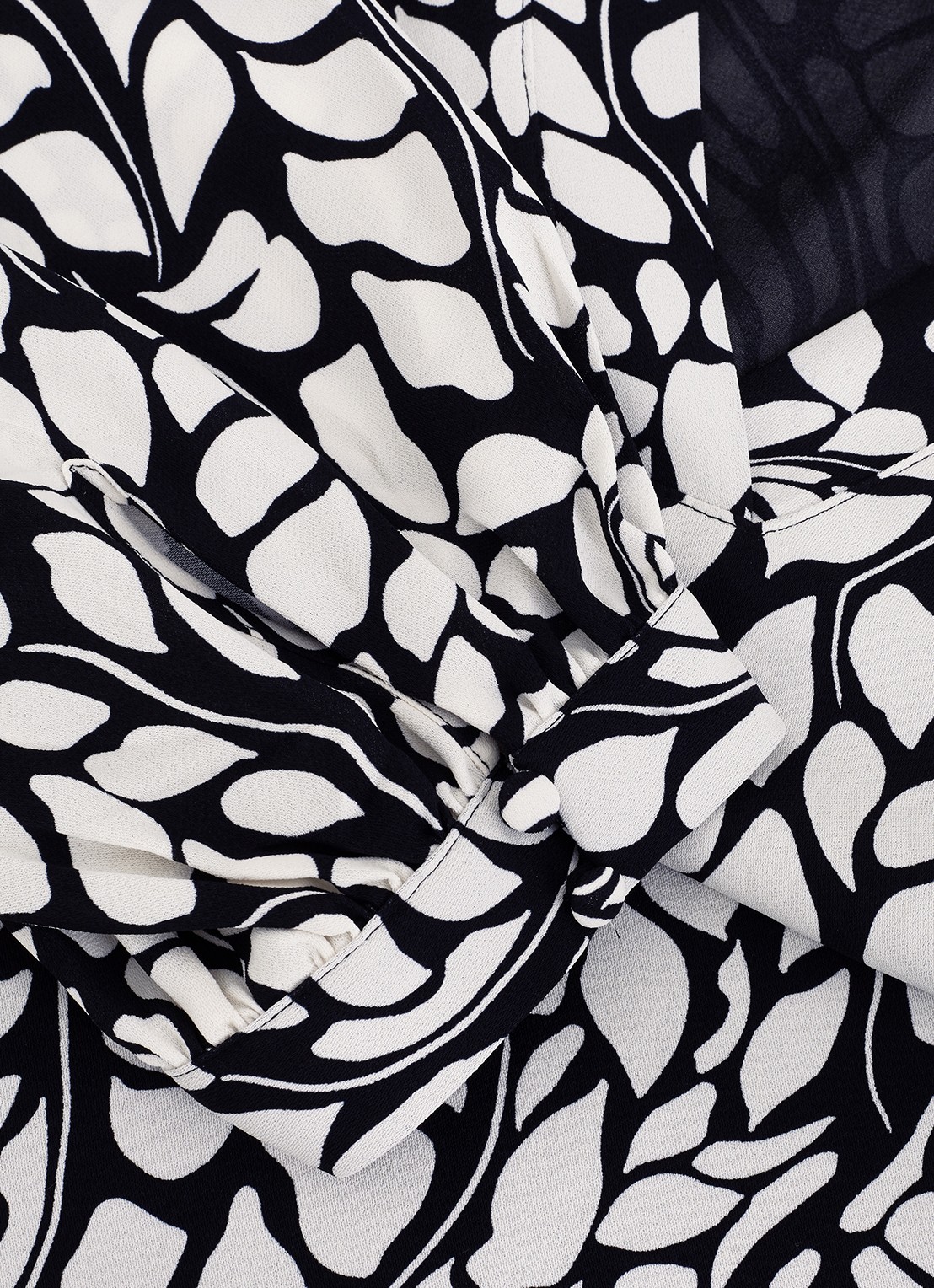 Phase Eight Milicia mini tuniekjurk met grafische print - detail 5 zwart