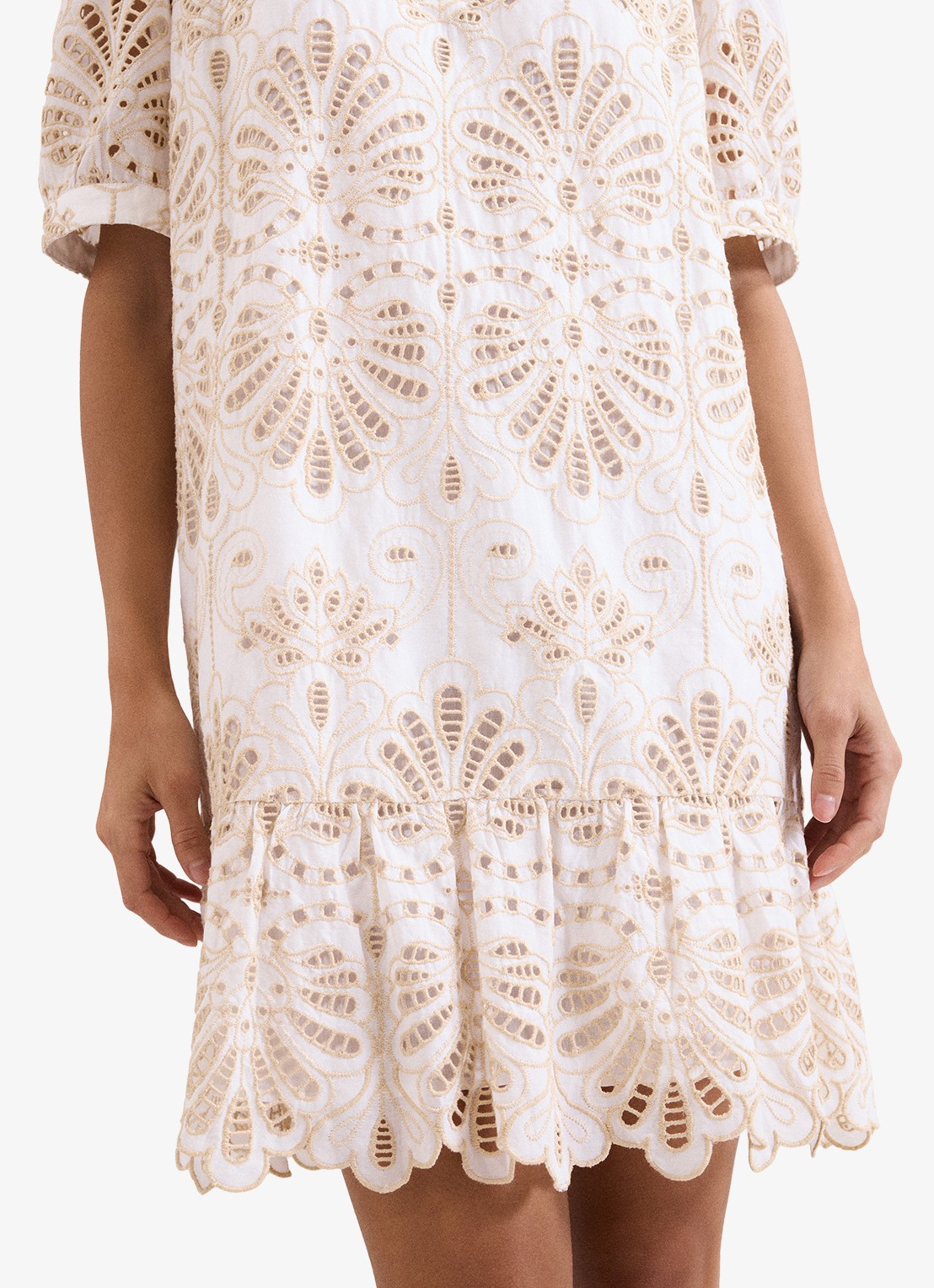Phase Eight Mini jurk met borduring - detail 4 creme