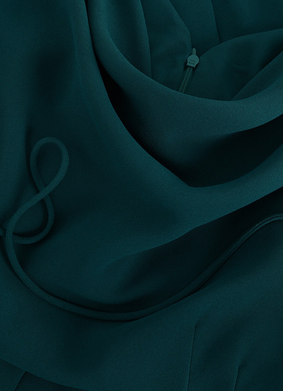 Phase Eight Monique loose fit jumpsuit met waterval hals - detail 6 zeegroen