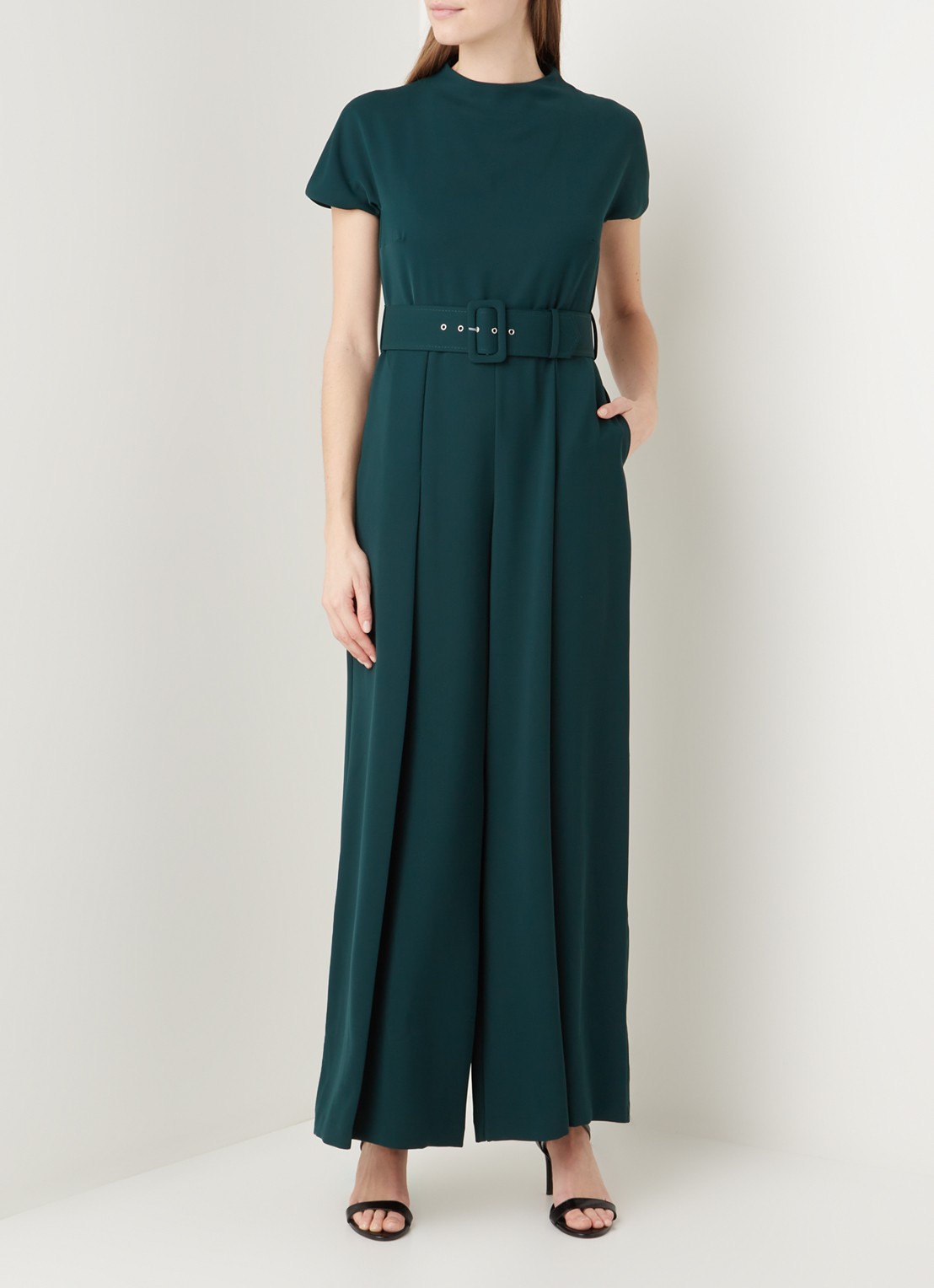 Phase Eight Mylee wide fit jumpsuit met ceintuur - voorkant 4 donkergroen