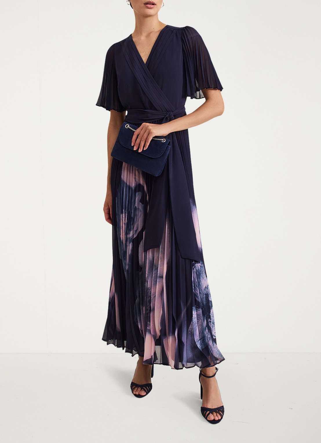 Phase Eight Navy clutch van suède - voorkant 7 donkerblauw