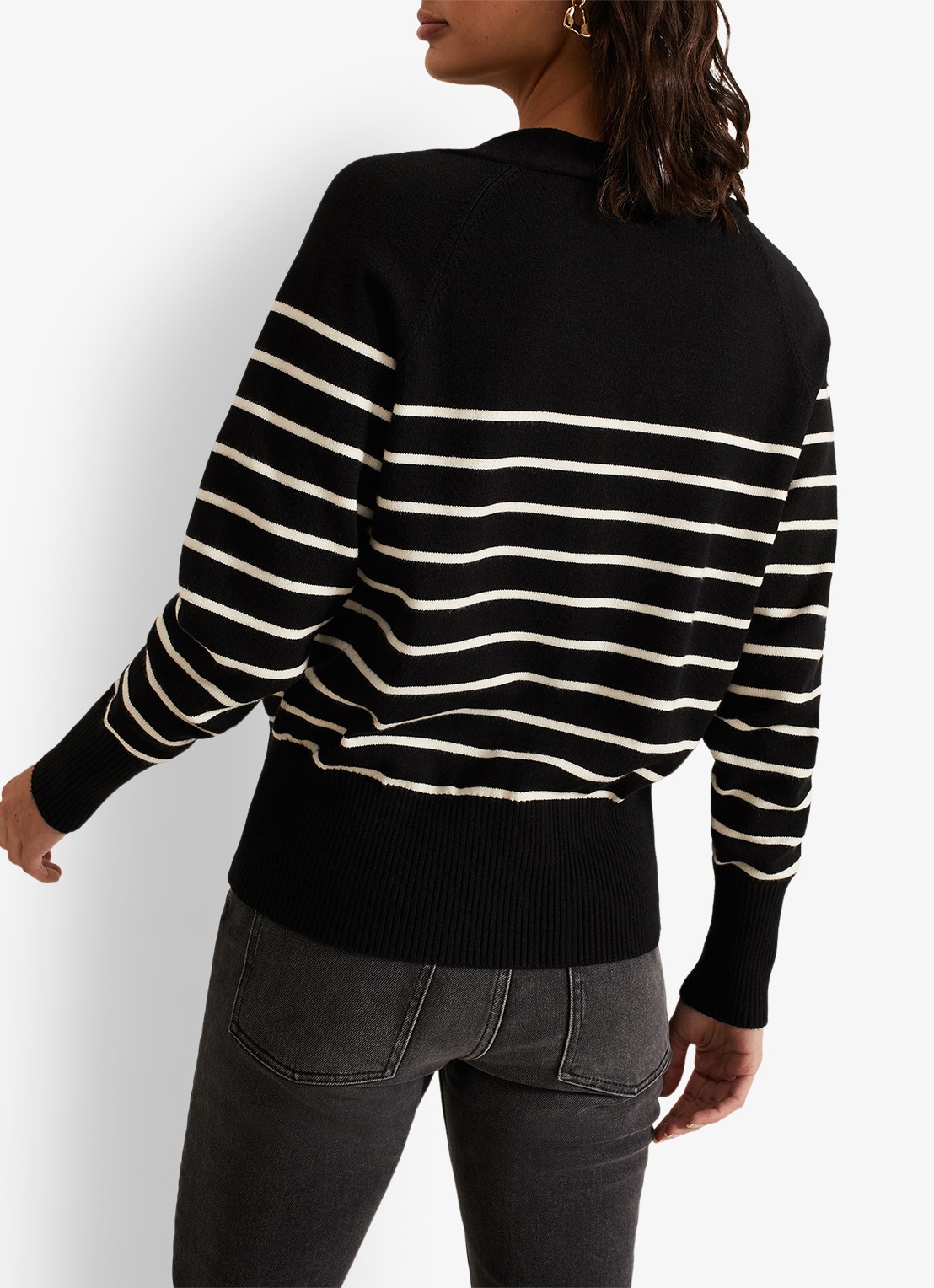 Phase Eight Nina fijngebreid vest met streepprint - achterkant 3 zwart
