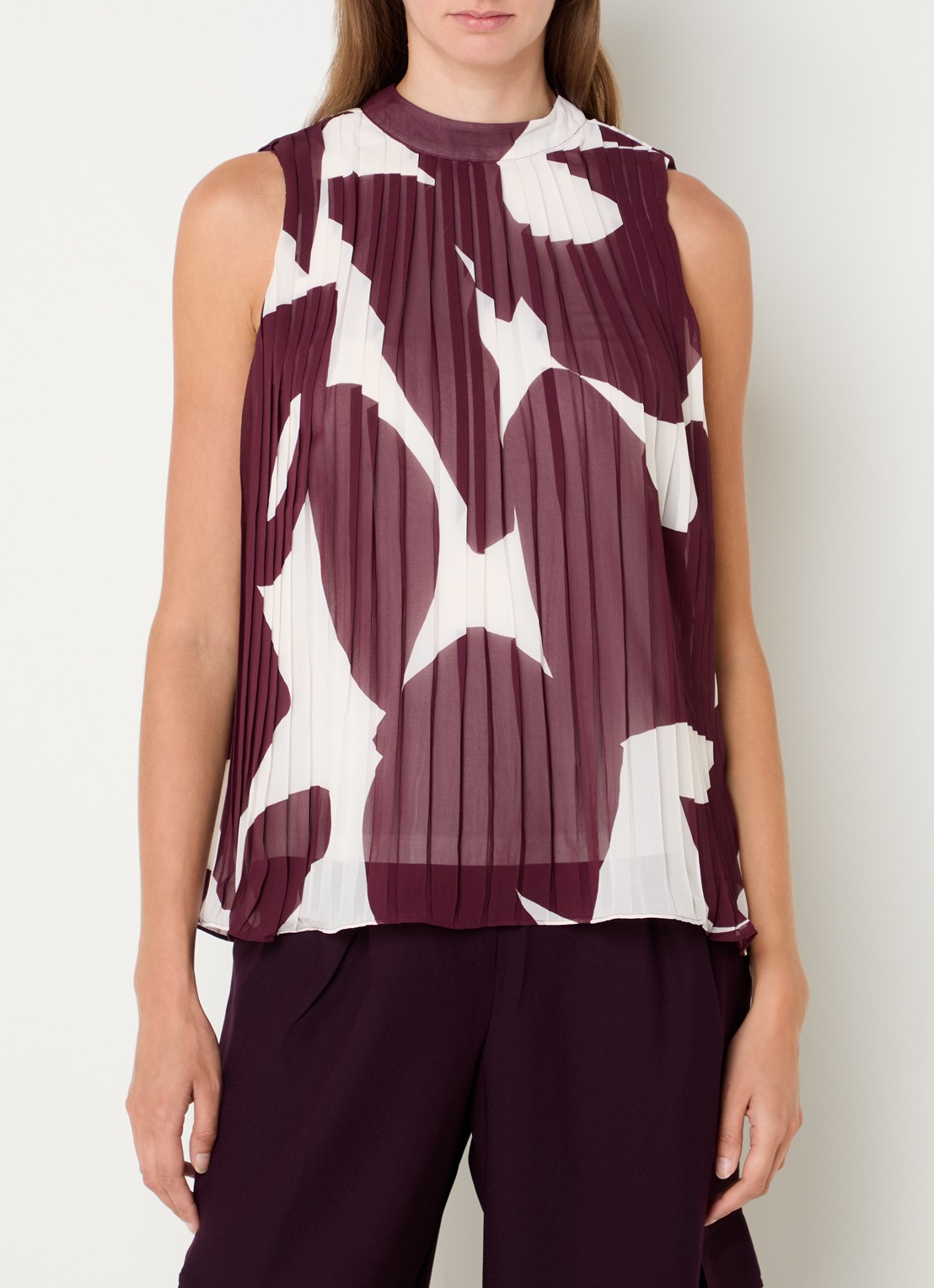 Phase Eight Nina semi-transparante top met print en plissé - detail aubergine