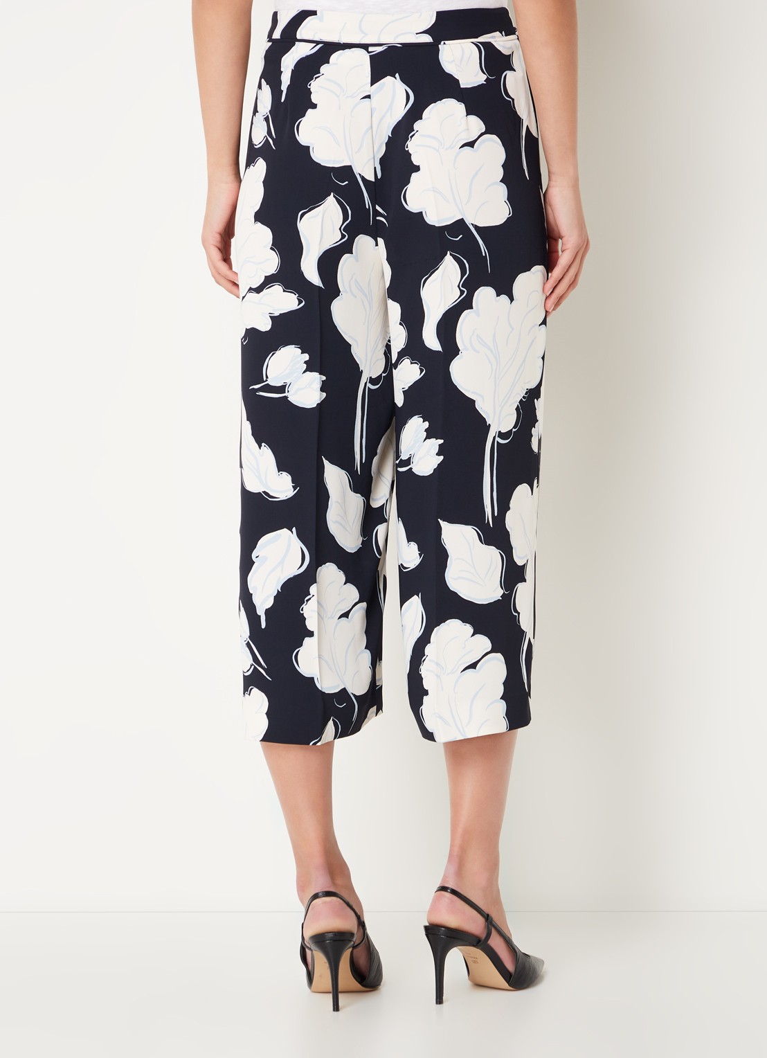 Phase Eight Noelle high waist wide fit culotte met bladprint - achterkant donkerblauw